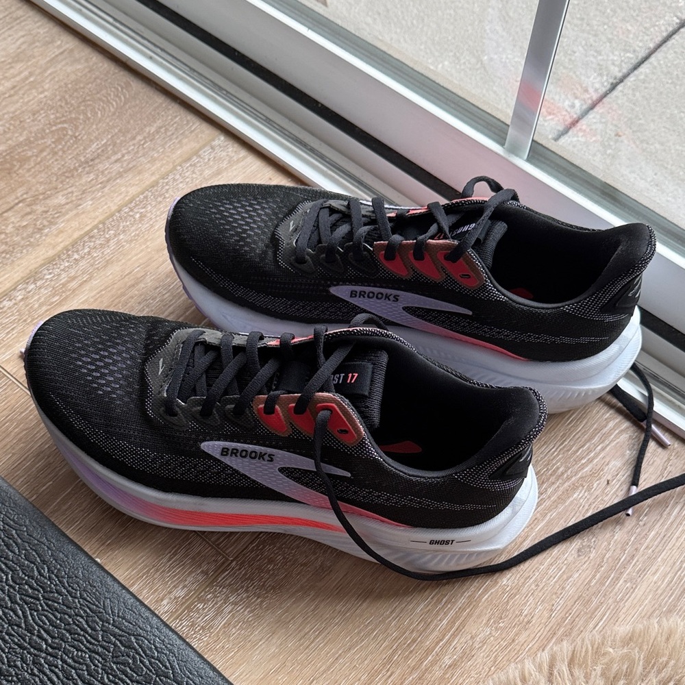Brooks Black and Red Athletic Sneakers